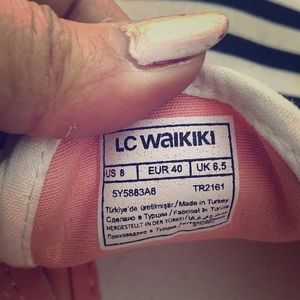 A pair of women shoes